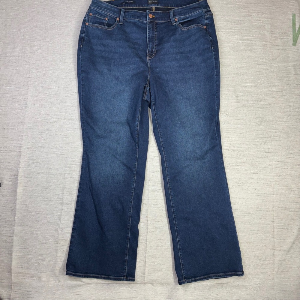 Talbots Barely Boot Curvy Jeans 18W Brea Wash Dark Indigo Stretch Denim Flare